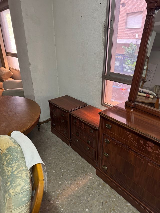 Conjunto dormitorio madera maciza