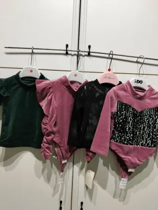 Lotto 4 top bambina 12 mesi