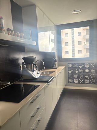 Piso con piscina en venta
parking y trastero