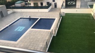 Piso con piscina en venta
parking y trastero