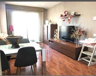 Piso con piscina en venta
parking y trastero