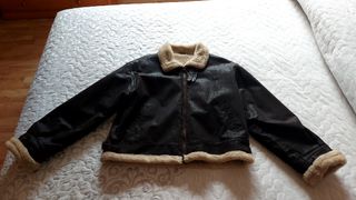 Chaqueta de piel marrón