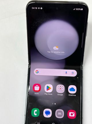 Samsung Galaxy Z Flip5 con factura garantía