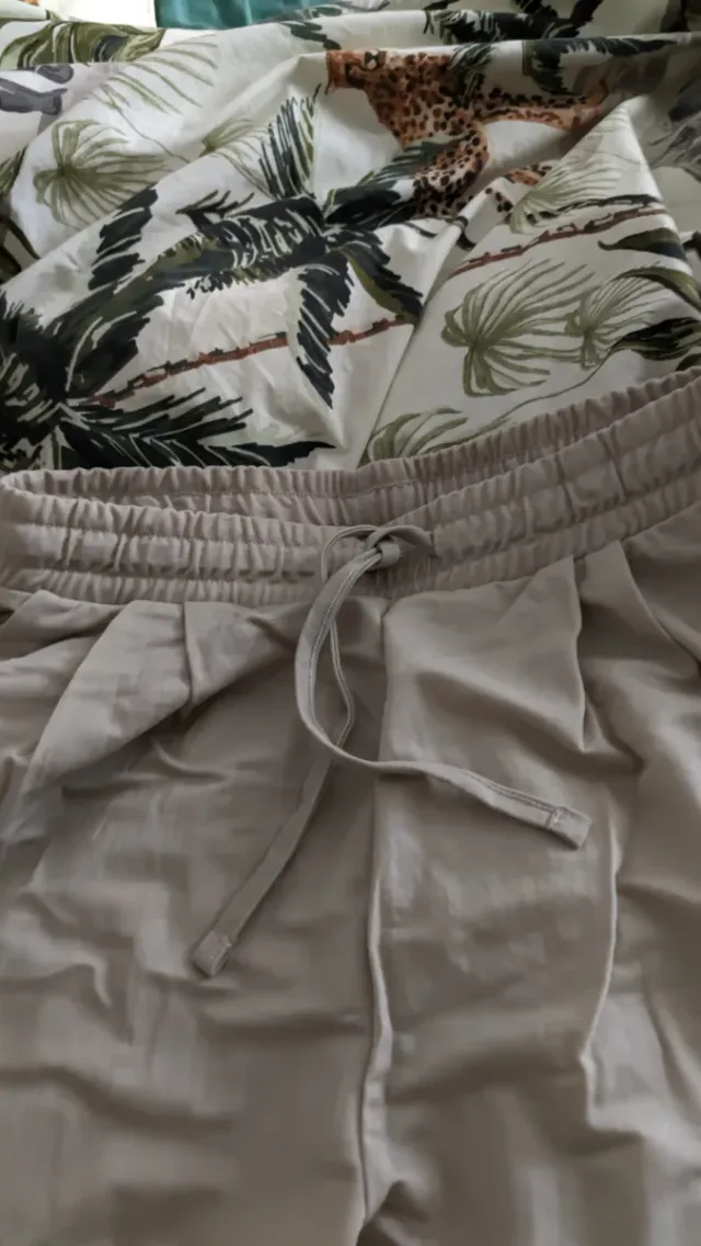 Pantaloni premaman beige