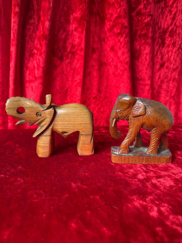 2 Elefantes Madera Tallados a Mano