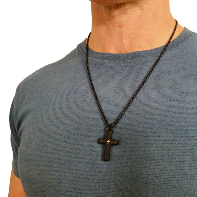 Colgante Crux Fortis – Fe y Fortaleza Interior