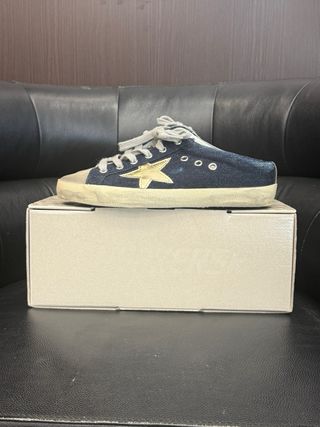 Golden Goose Sneakers Azul y Dorado