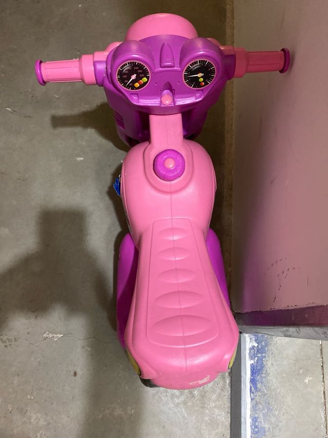 Moto infantil Molto rosa