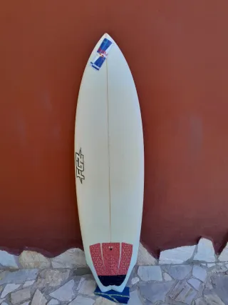 Tabla de surf FGZ Medidas en la foto 6'0 con 33 l