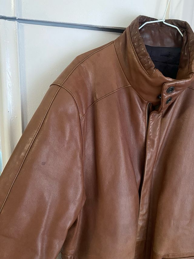 Chaqueta de piel marrón para hombre