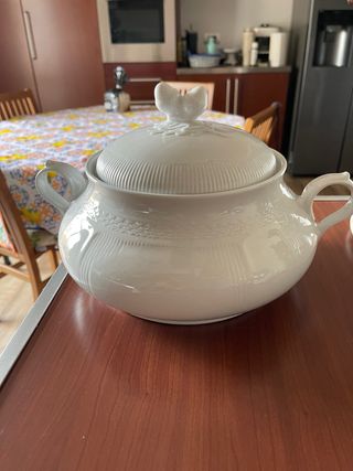 Zuppiera Fontebasso vintage in porcellana