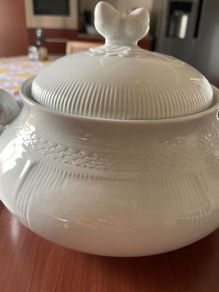 Zuppiera Fontebasso vintage in porcellana