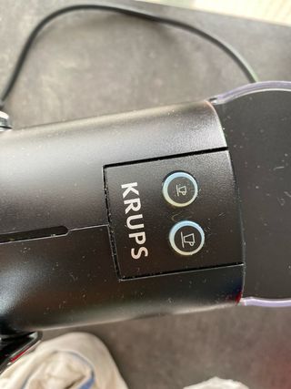 Cafetera Nespresso Krups aluminio