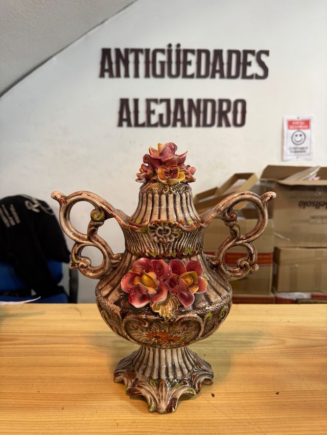 Figura Capodimonte Flores Cerámica