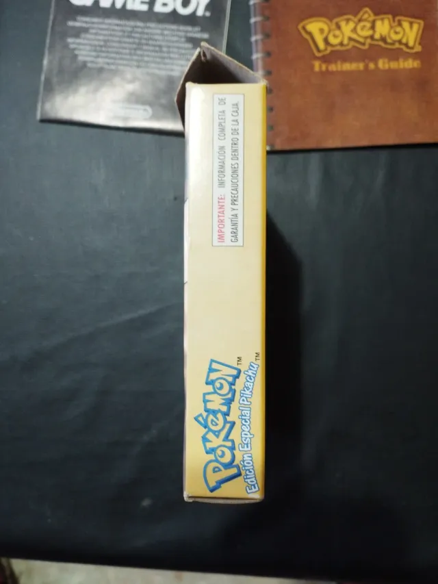 Pokémon Amarillo Game Boy Edición Pikachu