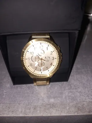 Reloj Armani Exchange Dorado