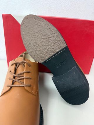 Zapatos Kickers cordones marrones talla 36