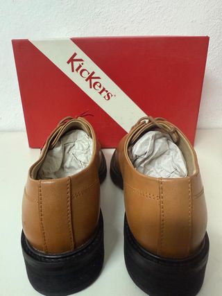 Zapatos Kickers cordones marrones talla 36