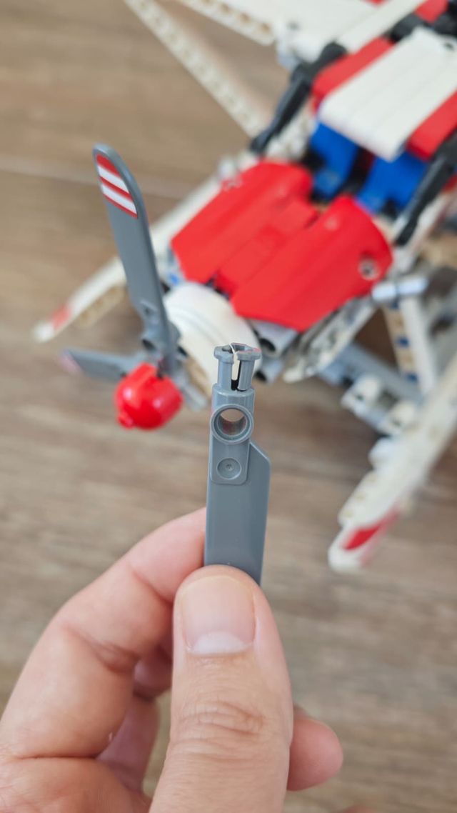 Lego Technic 42040 Avión Contra Incendios