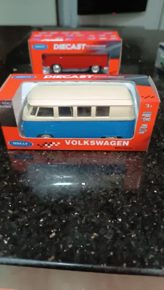 Volkswagen T1 Furgoneta Beige y Azul