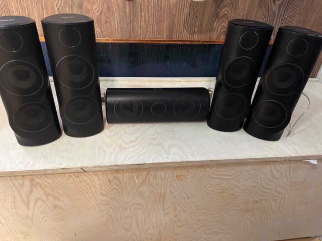 Altavoces Philips Negros