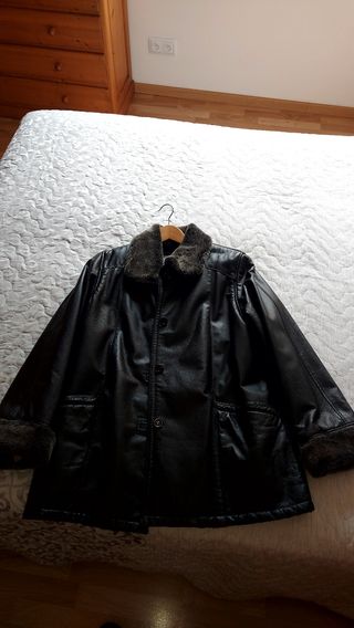 Chaqueta de piel para mujer