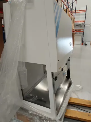 Incubadora Thermo de laboratorio