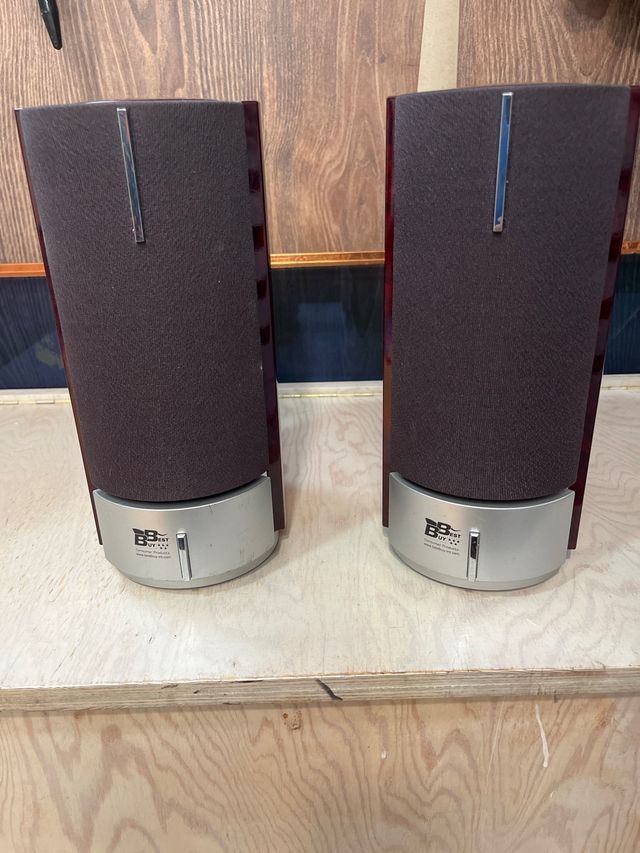 Altavoces B&O Marrón y Plata