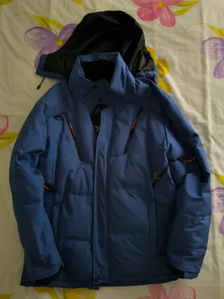 Abrigo plumas hombre azul y negro