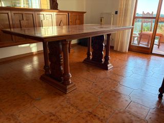 Tavolo massello stile neo-rinascimentale