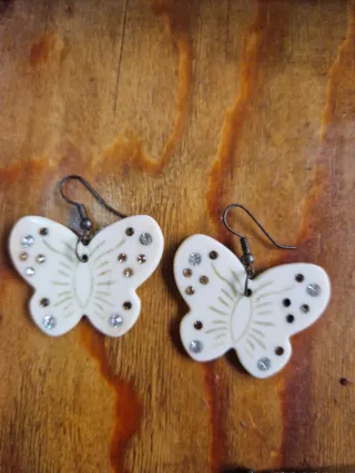 2 Collares + 2 pares de pendientes