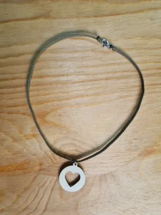 2 Collares + 2 pares de pendientes