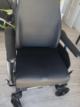 Silla de ruedas multi posturas