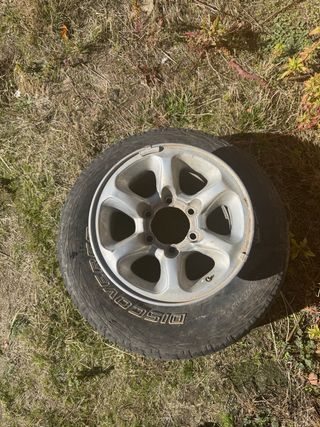 Llanta Mitsubishi Montero 15