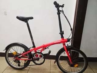 Bici plegable roja