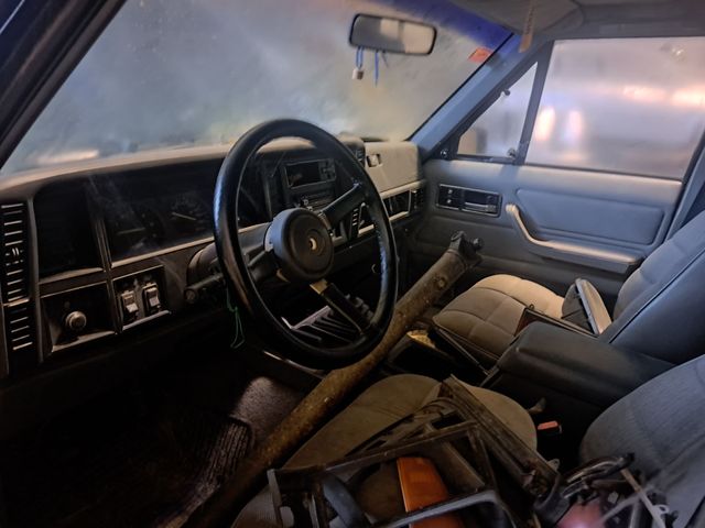 DESPIECE JEEP CHEROKEE 2.1TD REF.J8S (483)