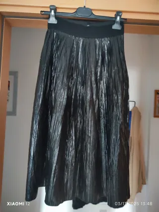 Gonna lunga nera plissettata