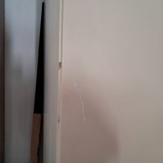 Armario blanco de madera