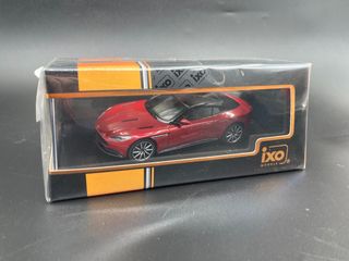 Coche a escala 1/43 Aston Martin DB11 Ixo