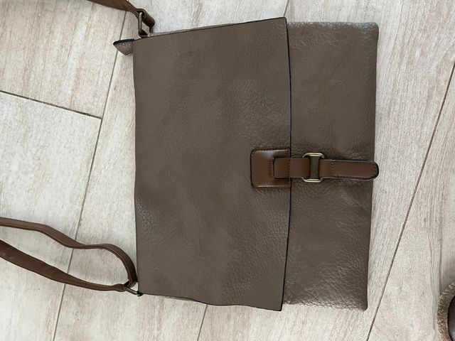 Bolso imitación piel marrón y gris