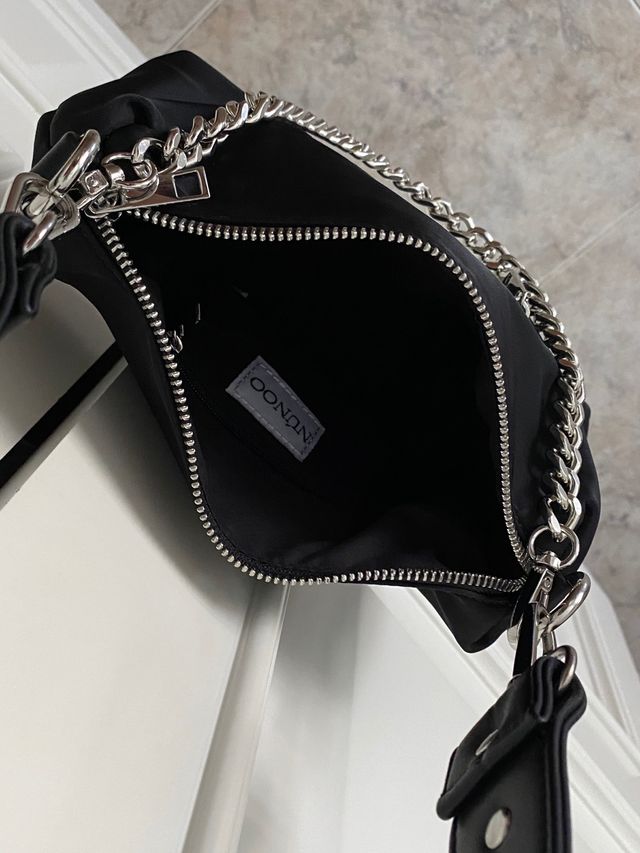 Bolso Nunoo Negro NUEVO