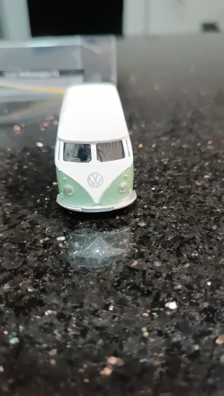 2 Volkswagen T1 Furgoneta