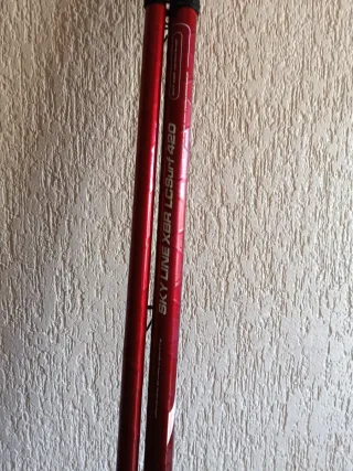 Caña de pescar roja