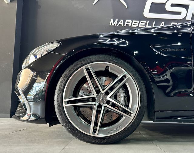 Mercedes-Benz AMG C63 Estate V8 Biturbo 476cv