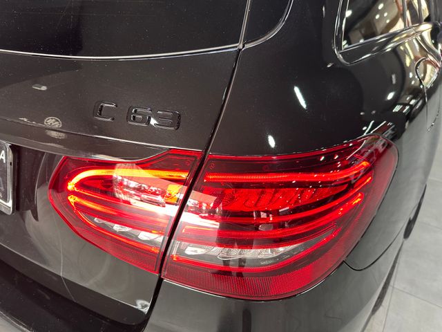 Mercedes-Benz AMG C63 Estate V8 Biturbo 476cv