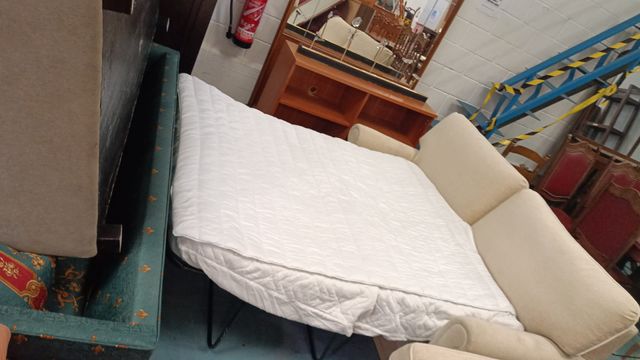 Sofá Cama Beige Tela Madera