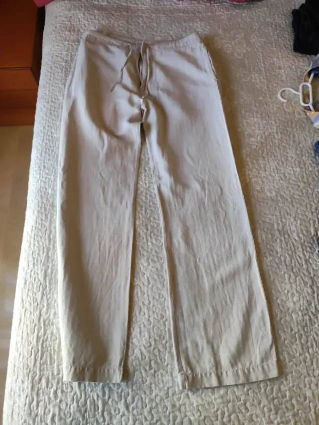 Pantalones de lino beige