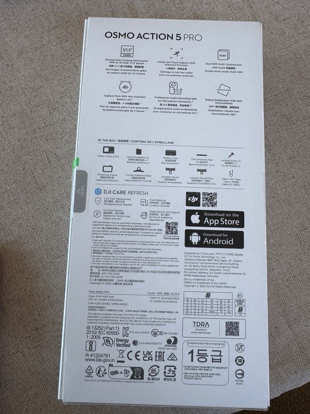 DJI Osmo Action 5 Pro Adventure Combo