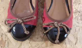 Manoletinas/bailarinas con cuña marca Kylie