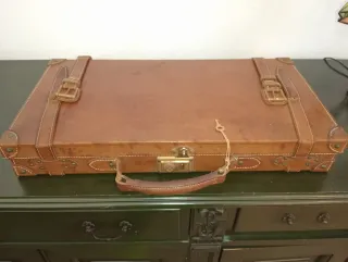 Maletín para Pistola,visor,cañones,munición etc...